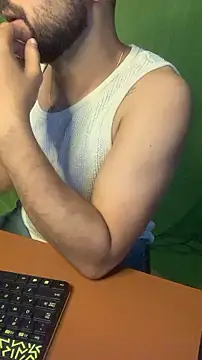 SaltyYoungDaddy webcam