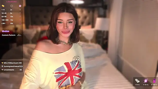 ParisianDoll webcam