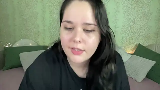 IvyLebelly webcam