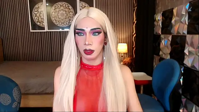 PrettyHorseCockTrans webcam