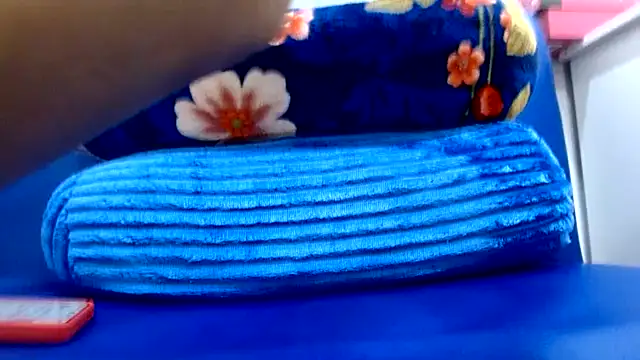thebesthairypussy2 webcam