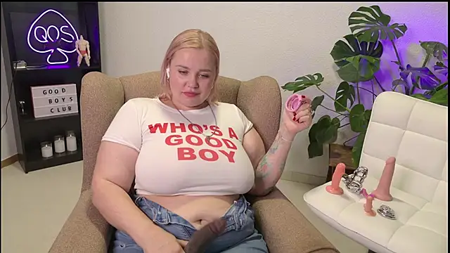 MargotGrey webcam