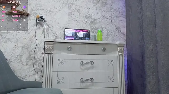 strawberry_Mira