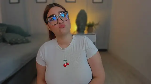 samanta_dh webcam