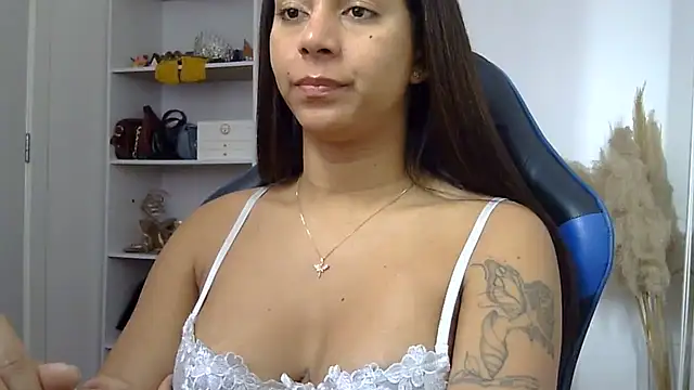 moreninhabrasill live cam on StripChat