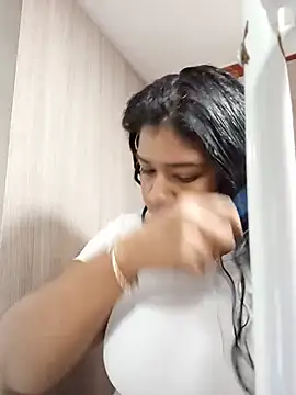 paola091 webcam