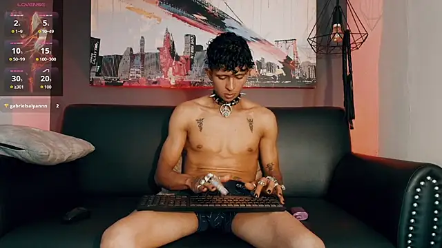 Maximoking26 webcam