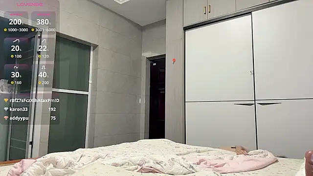 duoduo-000 (F young) - 口交哥哥大jj＋小粉控制三分钟