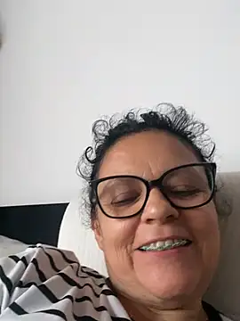 Sharongirl07 live cam preview