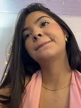 Layla_Breezee