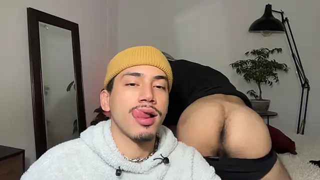 Noah_and_Steven webcam