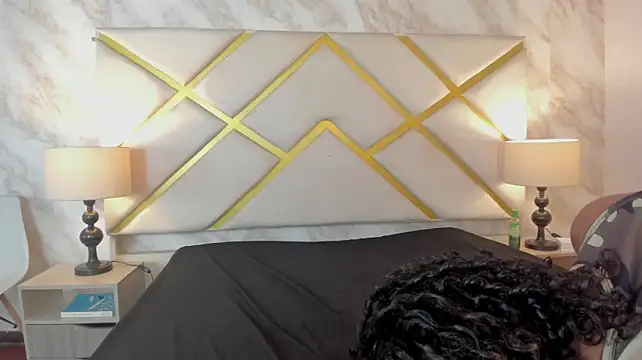 MichelLebronX live cam preview