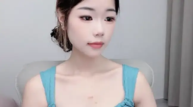 vivi_an