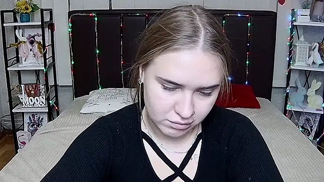 LauraHlot