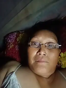 Juhi_09 live cam preview