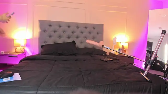 ALICESANDOVAL webcam