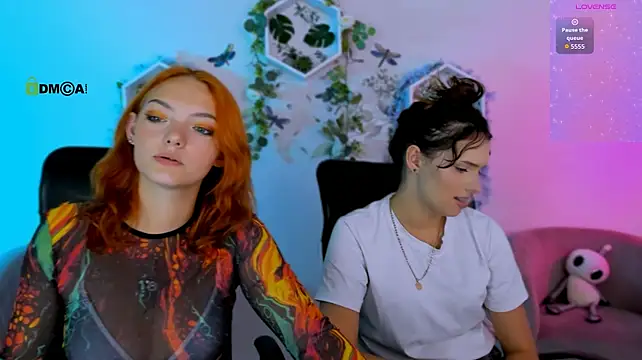 melody_sky_ webcam