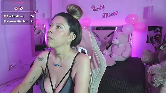 Karly_moon webcam