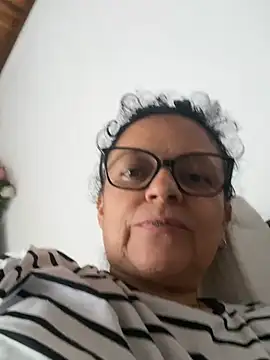 Sharongirl07 live cam preview