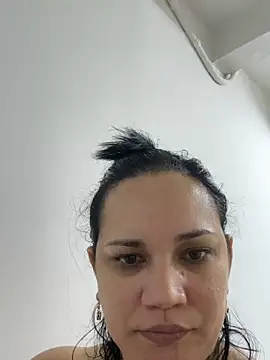 AliceeJoness_ webcam