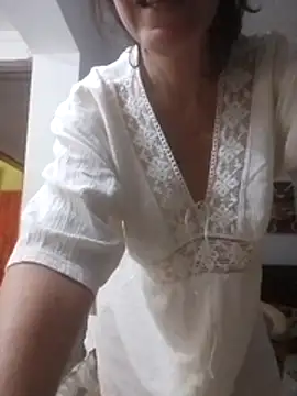 lolafoxie (F mature) - Desnudo total y baile
