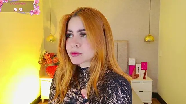 april_rousse live cam on StripChat