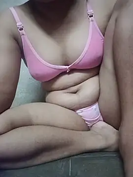 Annuhot143 live cam on StripChat