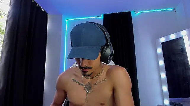 Lukeetaylor webcam