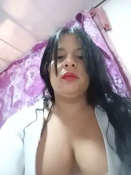 Daniela_Steel webcam