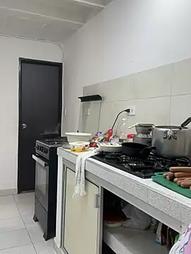 AliceeJoness_ live cam preview