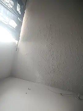 magazine18 live cam preview