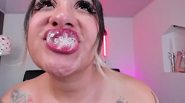 miss_danika webcam