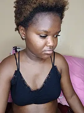 little_creamy webcam