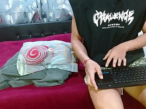 maxstrongboy webcam