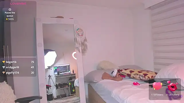 SharonVelvet webcam