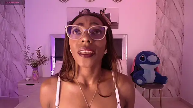 Vicky-Angel live cam on StripChat