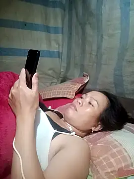 phuongtrinh1 live cam on StripChat