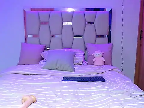 AllisonMillerr webcam