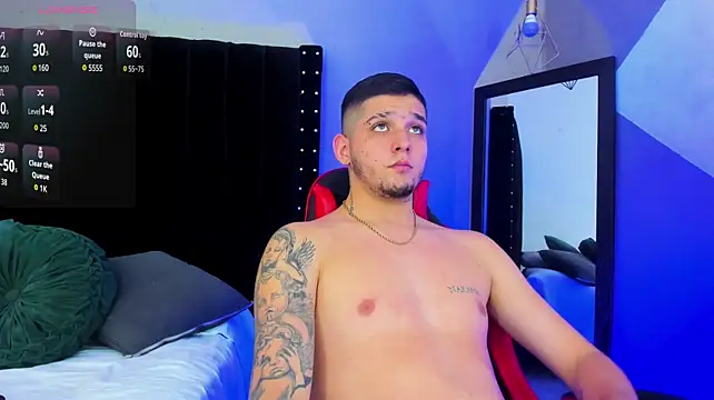 Boy_Mathew webcam
