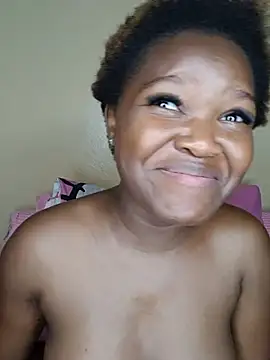 little_creamy webcam
