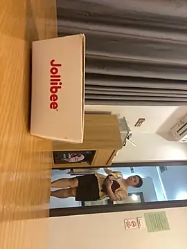 nguoimuavui22 live cam on StripChat