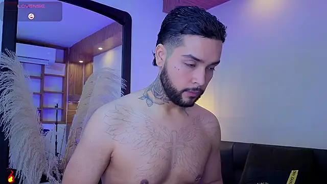 Gael_Monroe live cam on StripChat