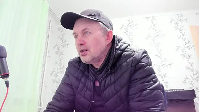 SanFrantsisko live cam on StripChat