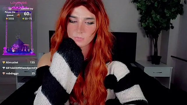 HelenSpellman live cam on StripChat