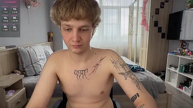 olivertasty live cam on StripChat
