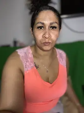 Carola-Ross live cam