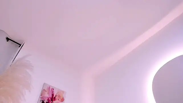 SagiraBelle webcam