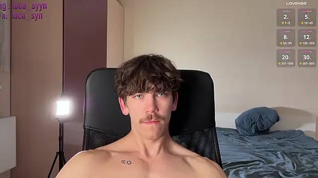 luca_syn webcam