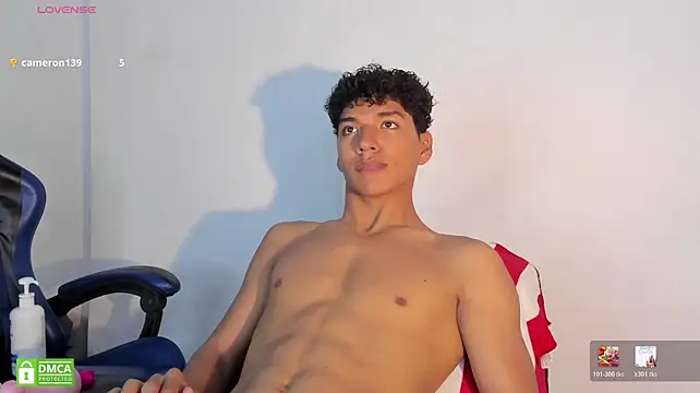Maximiliano_Young webcam