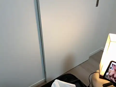 Maika_Teacher webcam